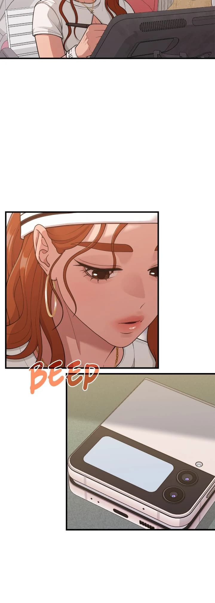 Page https://readmanhwaverse.com/images/the-sacred-life-of-a-webtoon-artist/chapter-37/ch_37_3.webp
