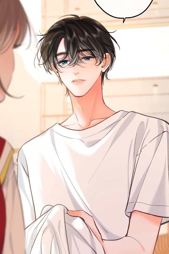 Page https://readmanhwaverse.com/images/you-are-my-desire/chapter-63/28.webp